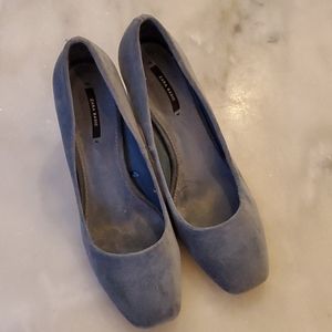 Brand New Zara baby blue velvet pumps